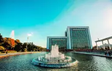 Площадь Мустакиллик