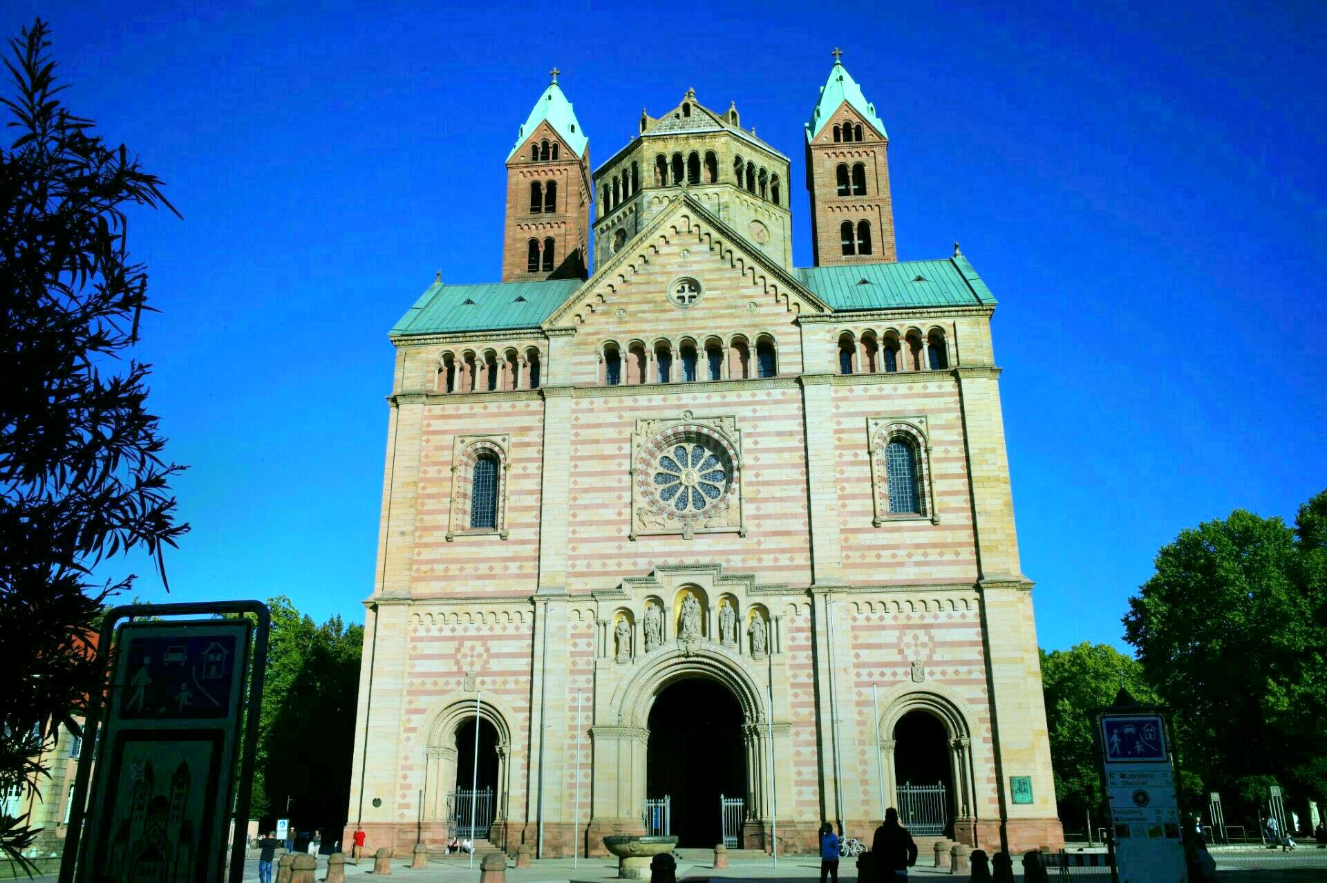 Speyer Cathedralのレビュー Speyer Cathedralのチケット Speyer Cathedralの割引 Speyer Cathedralの交通機関 所在地 営業時間 Speyer Cathedral周辺の観光スポット ホテル グルメ Trip Com