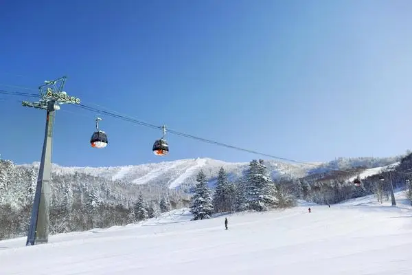 Skiing in Hokkaido