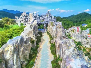 Zhonghua Dongtian
