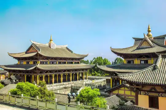 Hotels near Tian Long Ba Bu Wuxia City