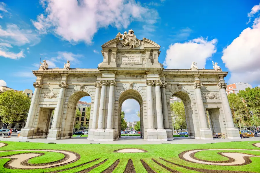 Puerta de Alcalá