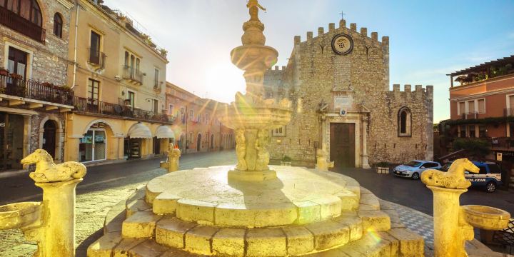 Fontana di Piazza Duomo
