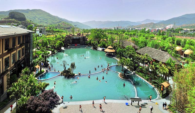 Jianmenguan Tianci Hot Spring