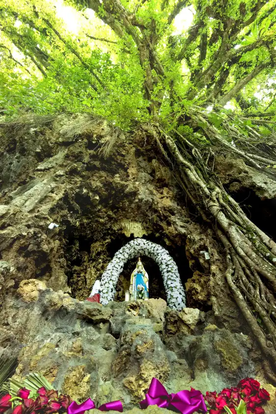 Hotels near Santa Lourdes Shrine