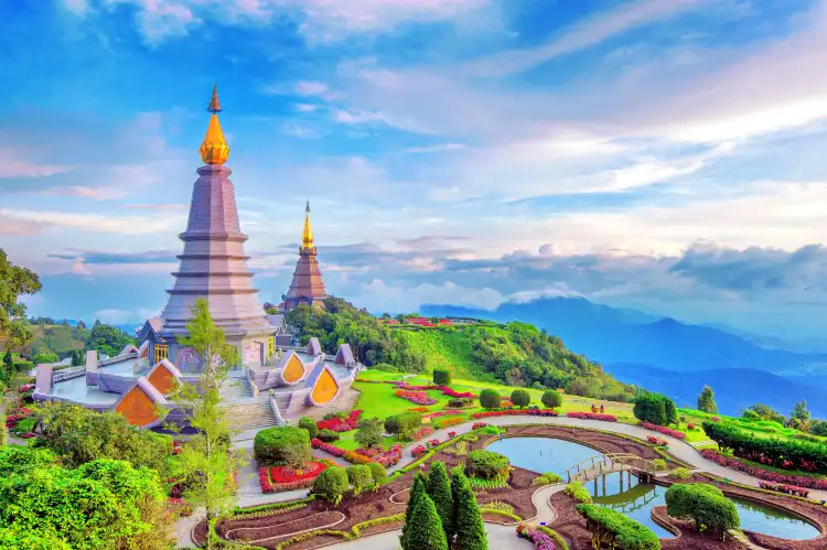 Chom Thong District