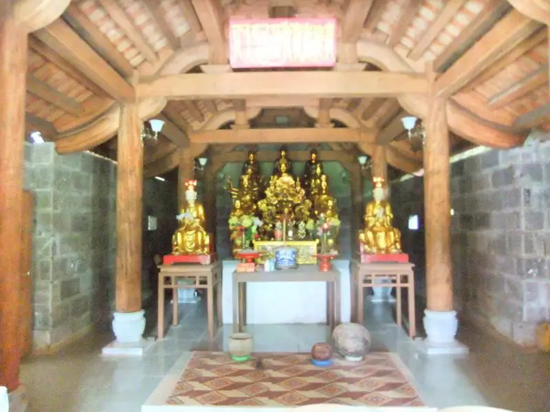 Bich Dong Pagoda