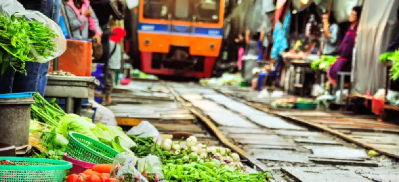 โรงแรมในตำบล แม่กลอง