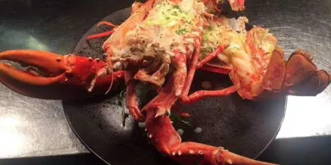 德福饞嘴鴨(江南步行街店)