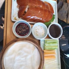 芳华怀旧餐厅(财富广场店) User Photo