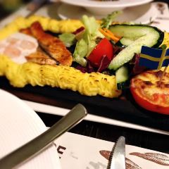 Moo Moo The Wine Bar + Grill 여행 사진