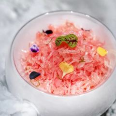 Queen·Cheuk Yuet User Photo