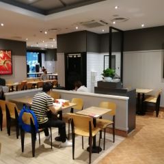 KFC (changshagaotiedadaoceng) User Photo