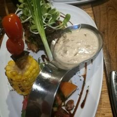 EAT Bar & Grill Restaurant Karon User Photo