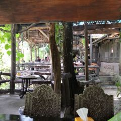Thranthong Lodge Restaruant User Photo