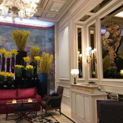 LE CINQ 여행 사진