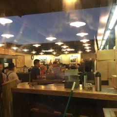 Starbucks East Marginal Way & Norfolk User Photo