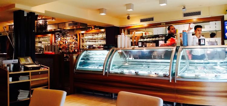 Della Lucia - Eis - Cafe - Bar