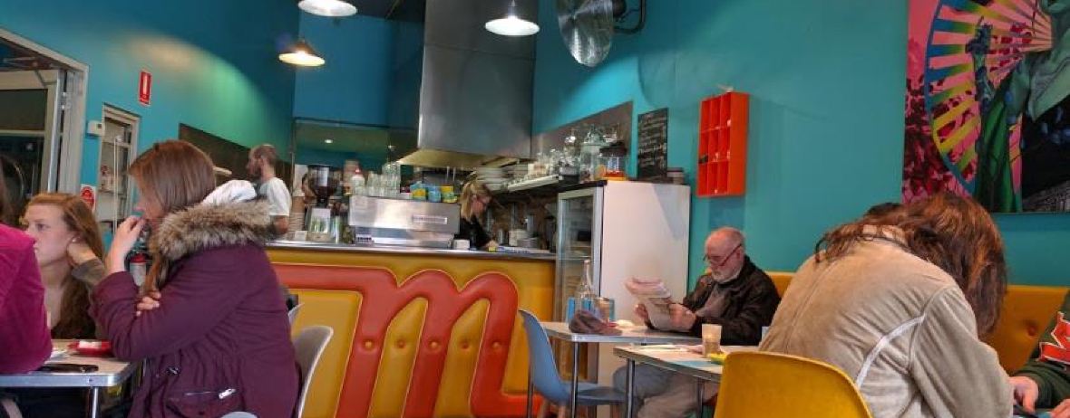 Machine Laundry Cafe