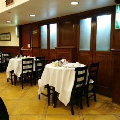 Luk Yu Tea House User Photo