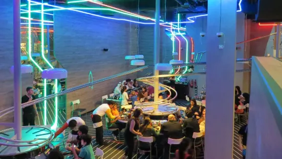 Rogo's Rollercoaster Restaurant