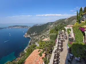 Restaurant du chateau de la Chèvre d’Or