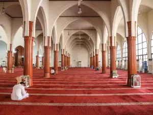 法薩爾王清真寺