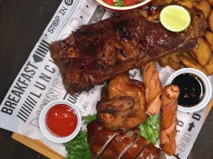 Bamboozle Restaurant & Bar