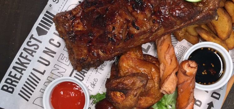 Bamboozle Restaurant & Bar