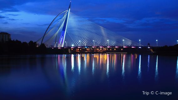 Seri Saujana Bridge