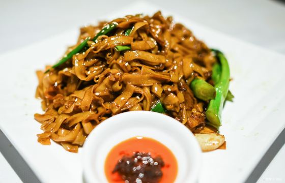 老式菜远炒牛河