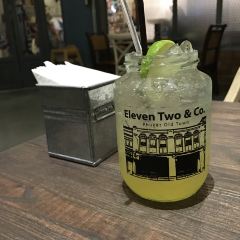 Eleven Two & Co. 여행 사진
