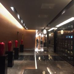 Xuanwusuningnuofutejiudianzijinxuanzhong Restaurant (xuzhuang) 여행 사진