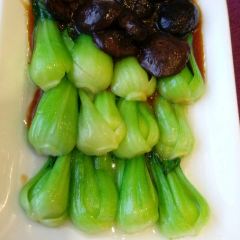 Yan Chun Lou User Photo