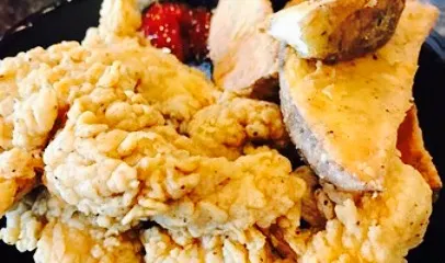 Uncle Shug's Chicken Barn