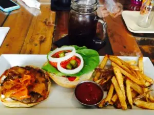 Dogwood Bistro