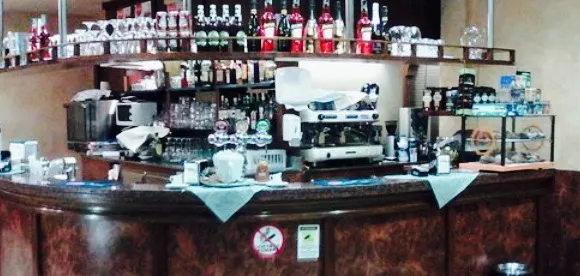 Mezzodi Trattoria Bar Pizzeria