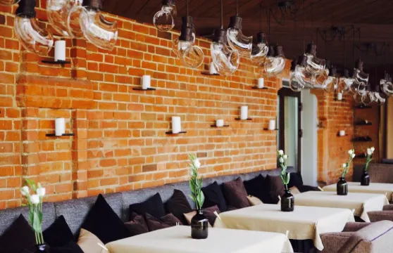 DVORIK Restaurant & Wine