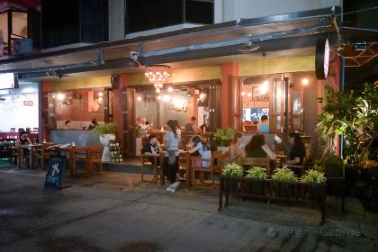 Khaw Glong Thai Restaurant