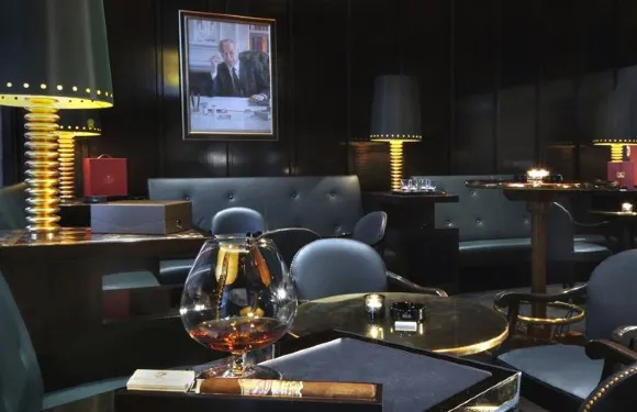 Freddy's Bar