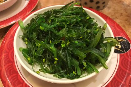 萬歲料理迴轉壽司(華貿店)