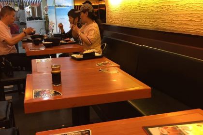 阿香米线(南充大润发店)