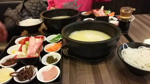 阿香米线(印象汇店) in Zibo