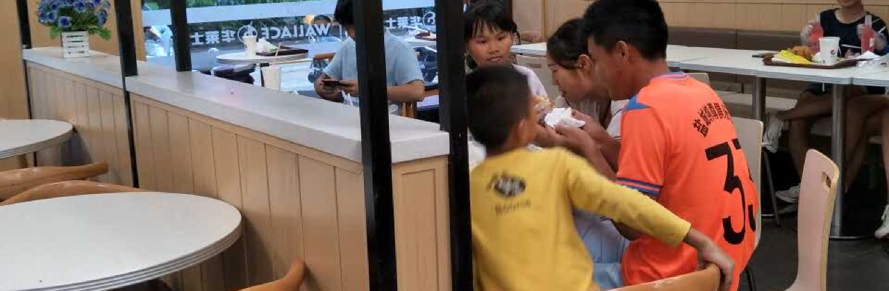 华莱士·全鸡汉堡(雷州世贸店)