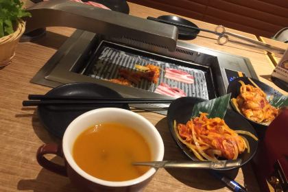 Xinshiqi Barbecue (haiyunanluyinxiangcheng)