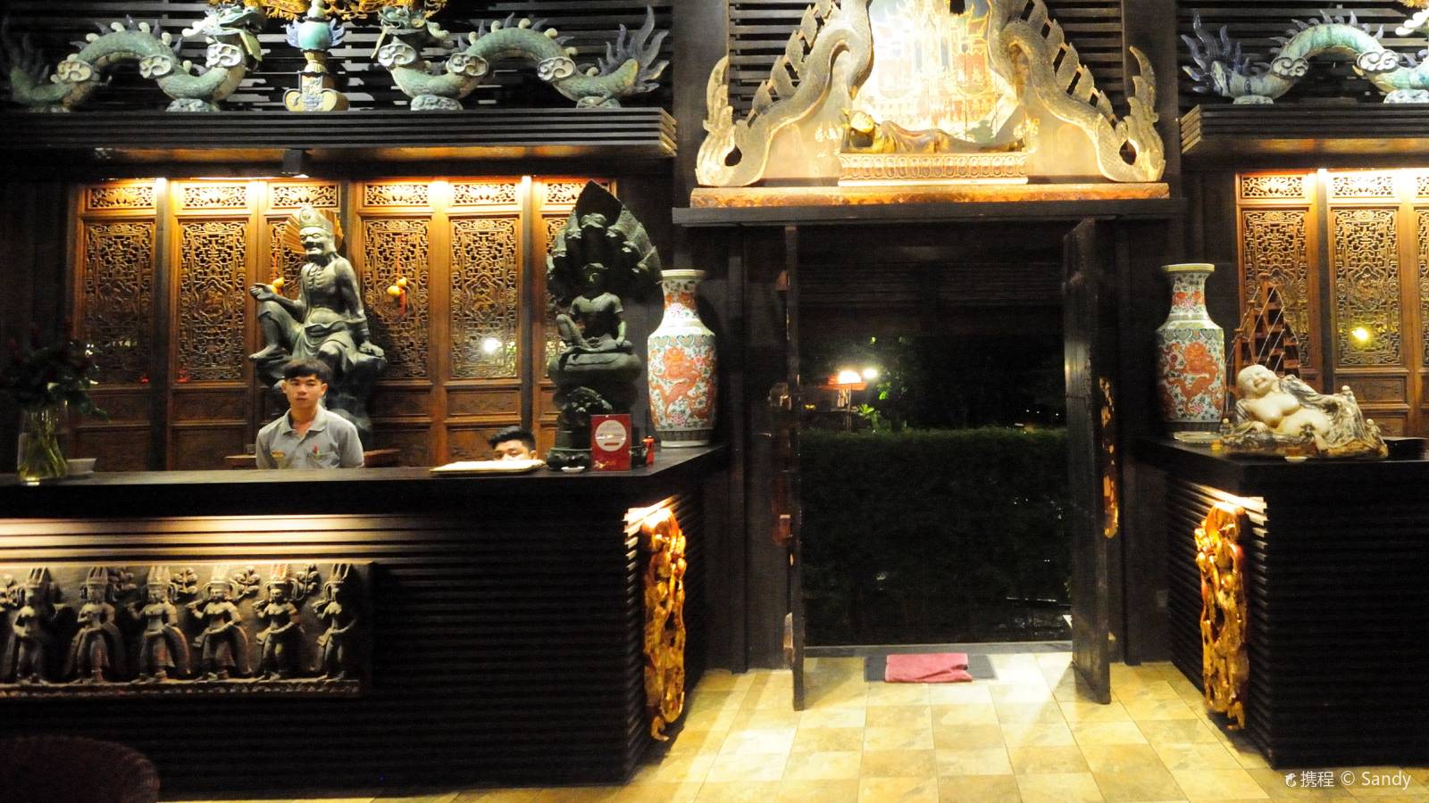 Kampong Kata Hill Restaurant