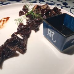 Guimanlong (dejiguangchang) User Photo