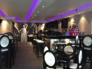 Cafe-Bar Amadeus