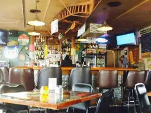 8th Street Restaurant & Saloon