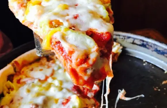 3 Joe's Pizzeria & Trattoria